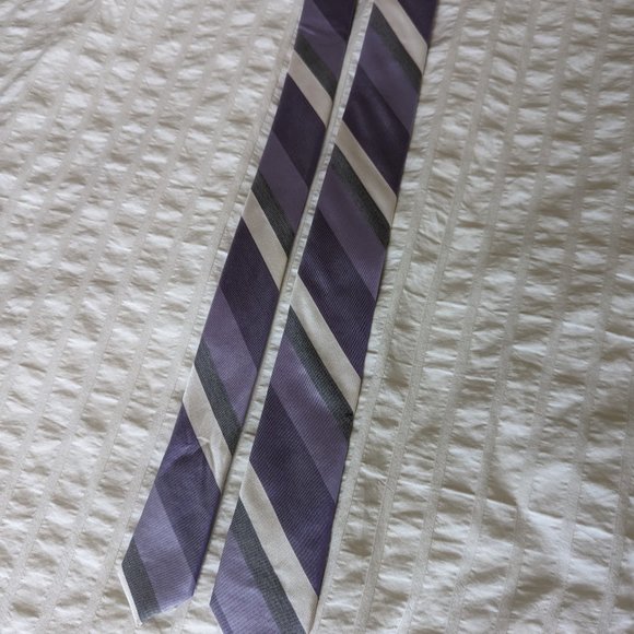 Calvin Klein Gray and Pink Extreme Slim Tie - Picture 3 of 3